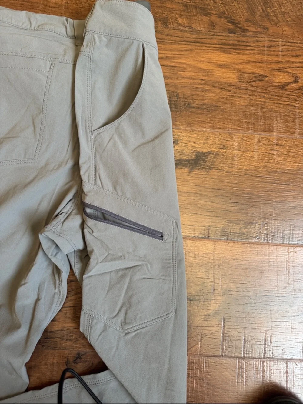 Men’s outdoor research brand hiking pants in 32W 32L - Picture 6 of 6